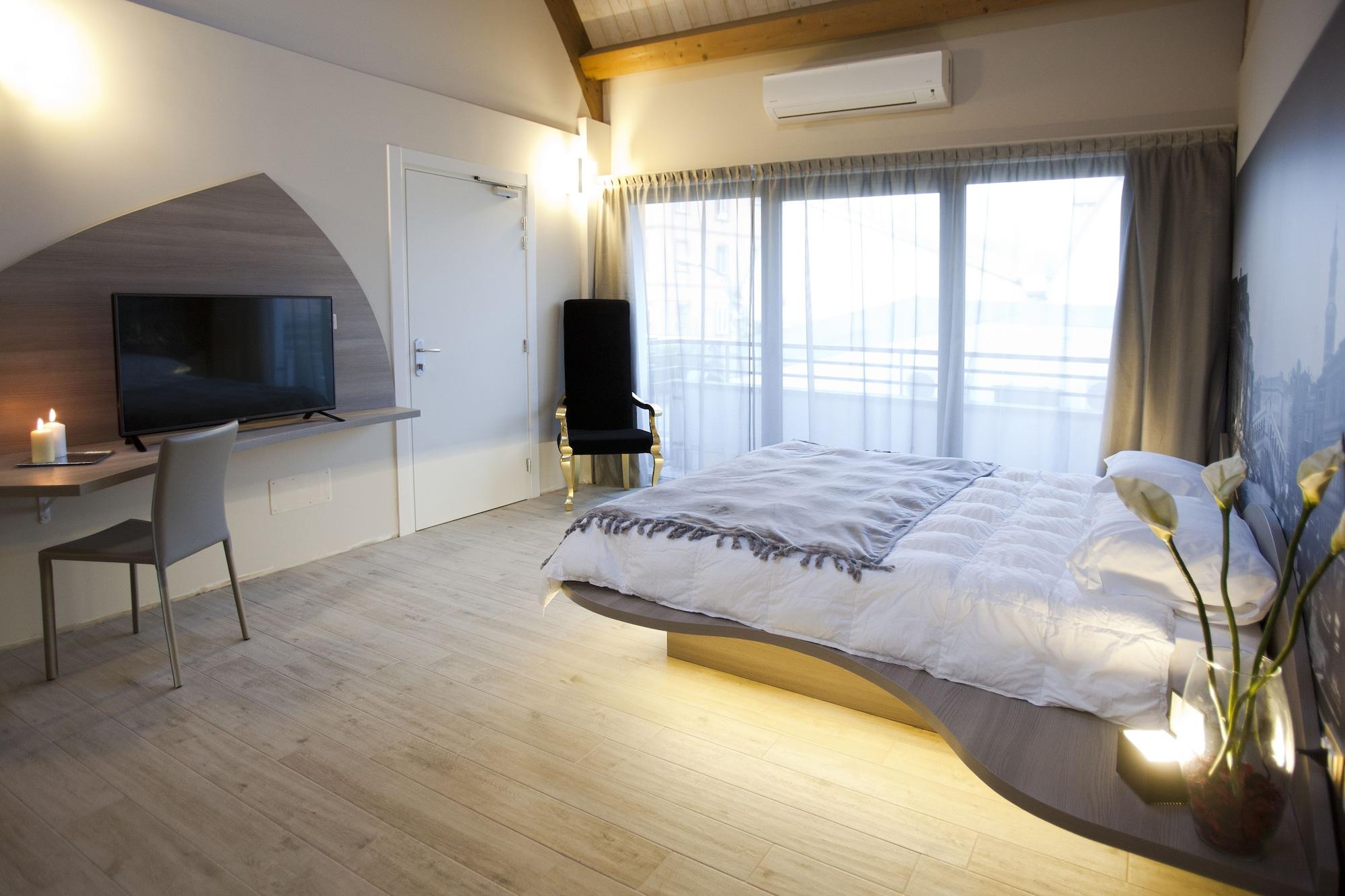 Hotel Seven Rooms Milano Esterno foto