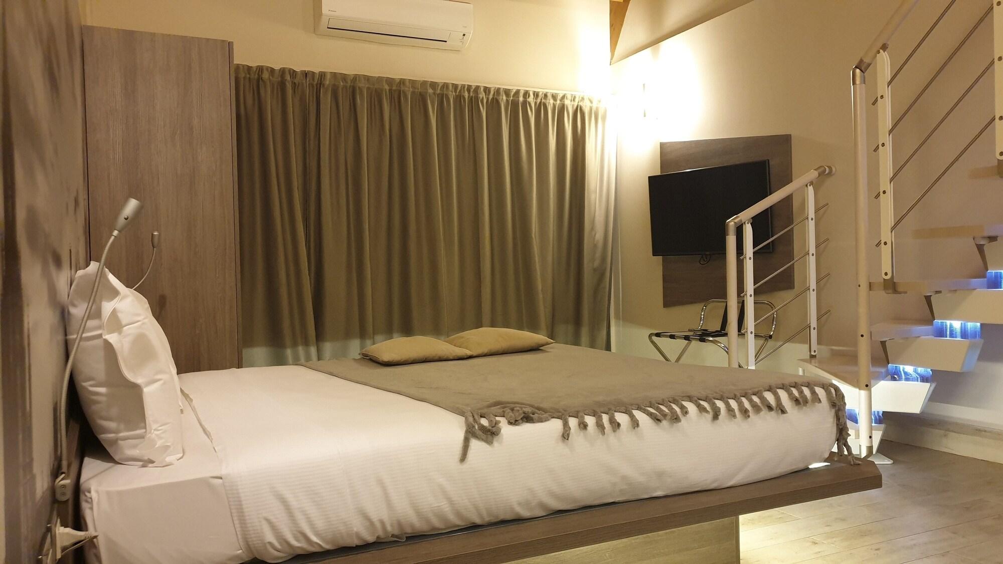 Hotel Seven Rooms Milano Esterno foto