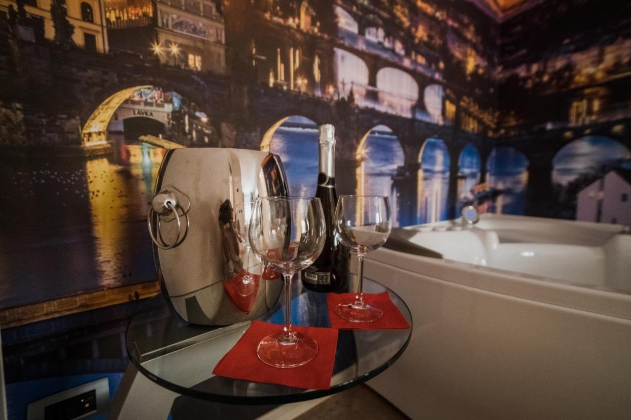 Hotel Seven Rooms Milano Esterno foto