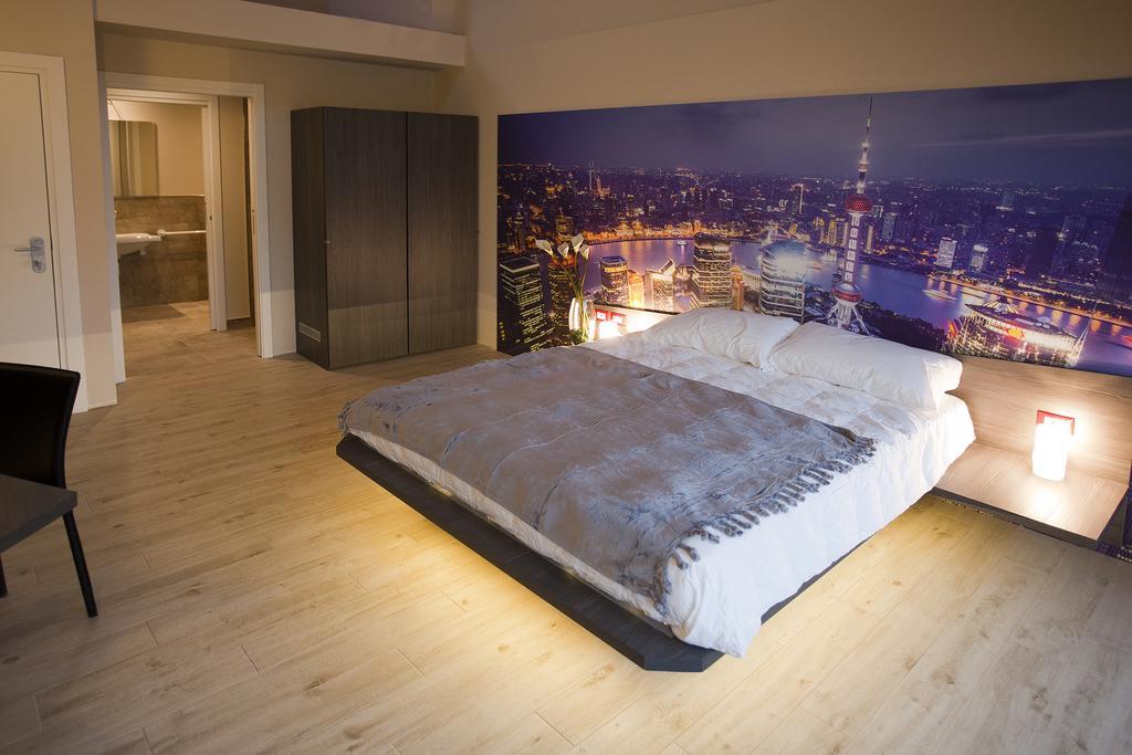 Hotel Seven Rooms Milano Camera foto