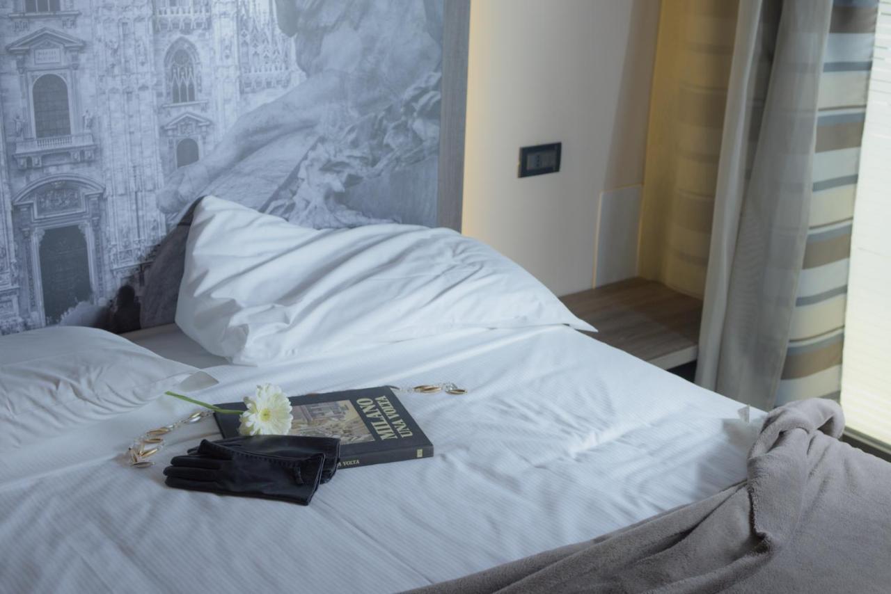Hotel Seven Rooms Milano Esterno foto